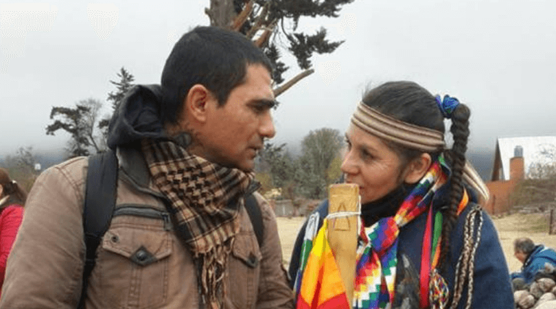 ucu-sola-no-mundo-povos-andinos-casal