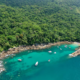 O mar e a mata atlântica em Ilha Grande/Civitatis