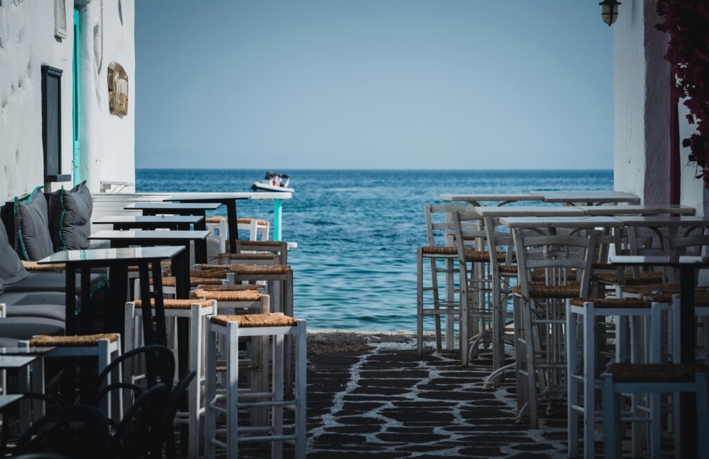 Naoussa, região portuária de Paros. Imagem: Reprodução/Unsplash