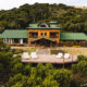 Na foto, a visão de cima do Parque Nacional Eco Resort em meio a natureza.